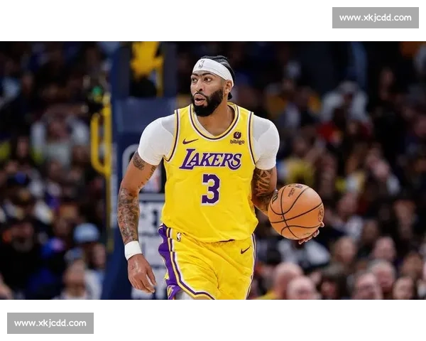 均薪 2000 万成续约关键！芬尼・史密斯铁心留守湖人