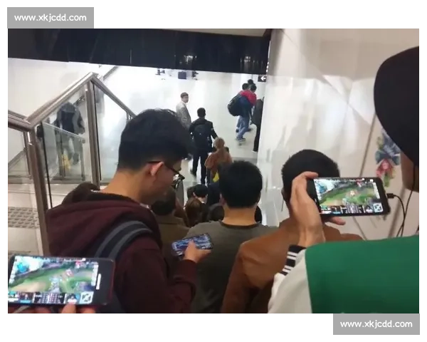 悲壮！电竞选手拼尽全力，虽败犹荣感动亿万观众